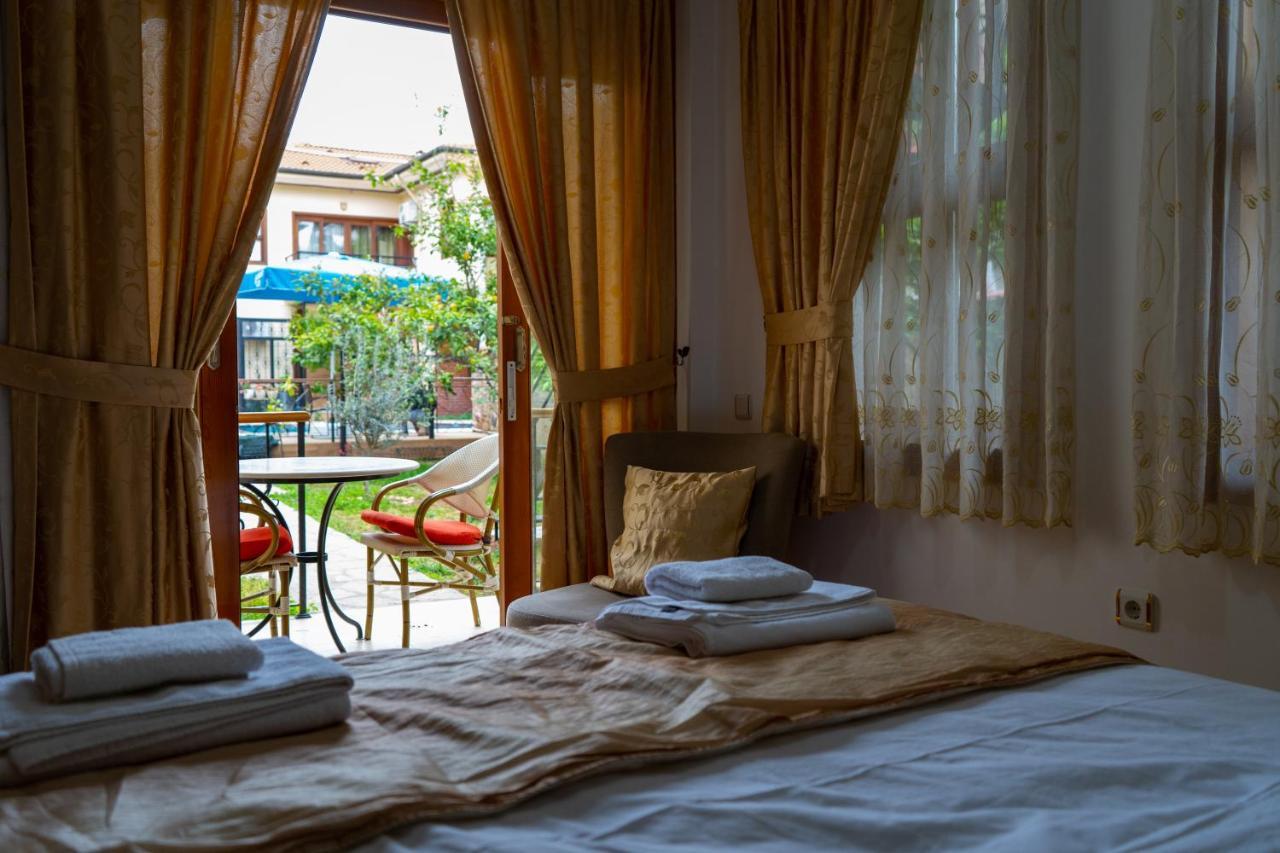 Kaleici Aparts Antalya Villa Exteriör bild