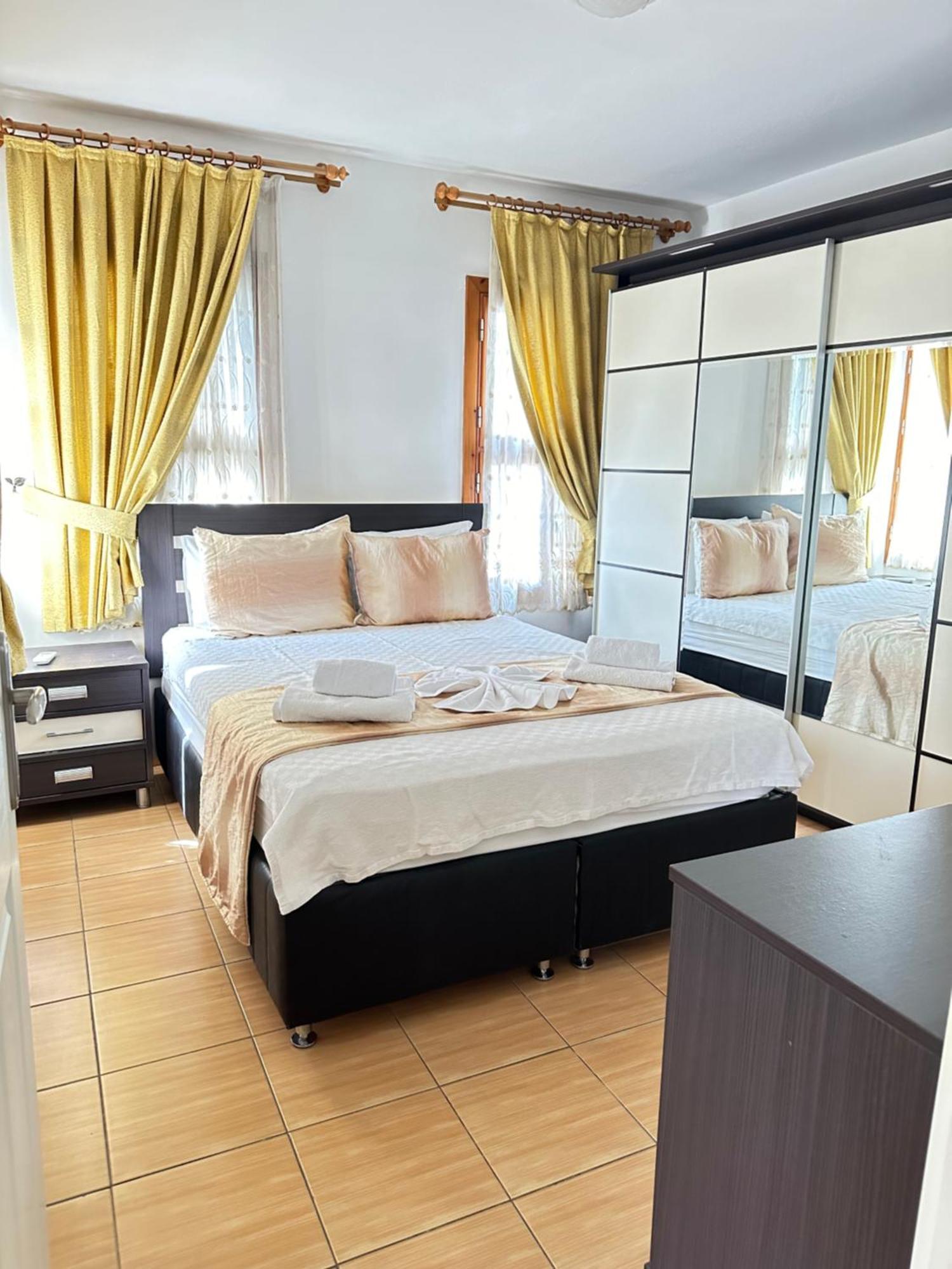Kaleici Aparts Antalya Villa Exteriör bild