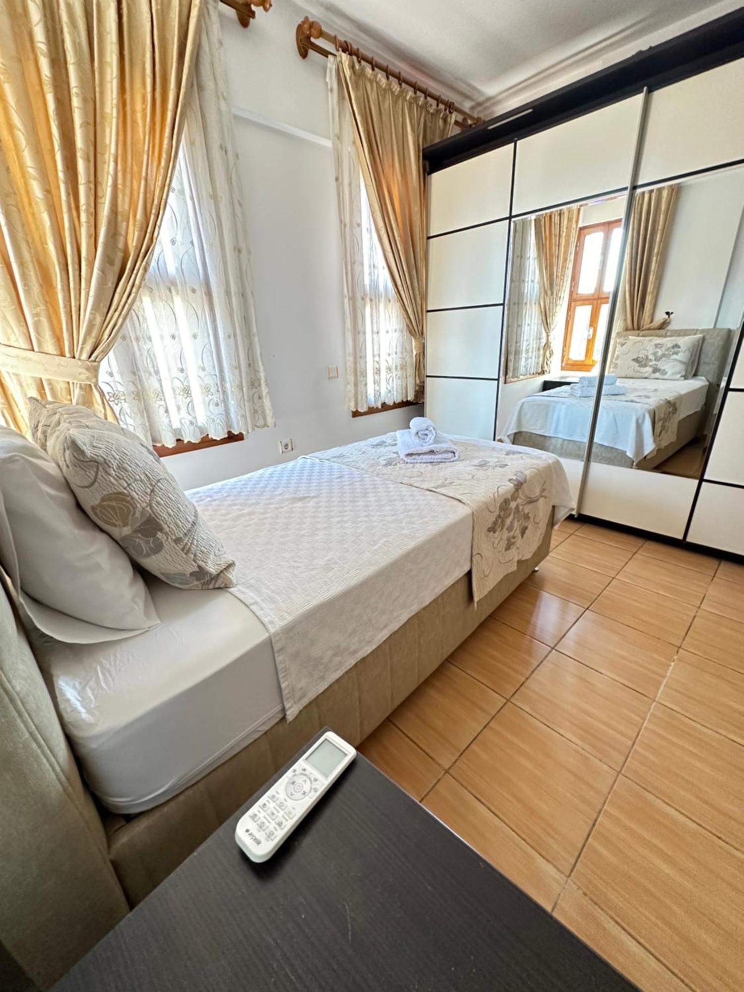 Kaleici Aparts Antalya Villa Exteriör bild